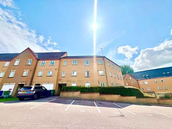 2 Bedroom Flat To Rent In Brook View, Grange Park, Northampton, NN4