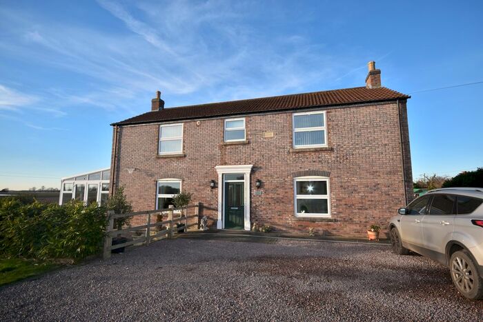 5 Bedroom Detached House To Rent In N. Forty Foot Bank, Holland Fen, LN4