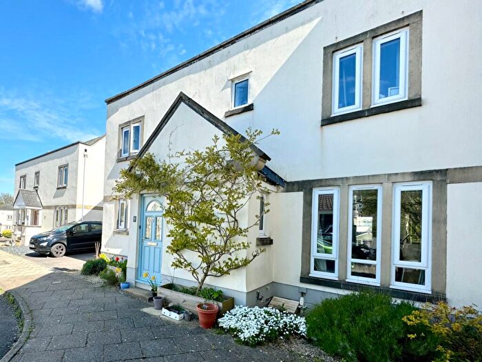 4 Bedroom Link Detached House For Sale In The Grove, Hallatrow, Bristol, Somerset, BS39