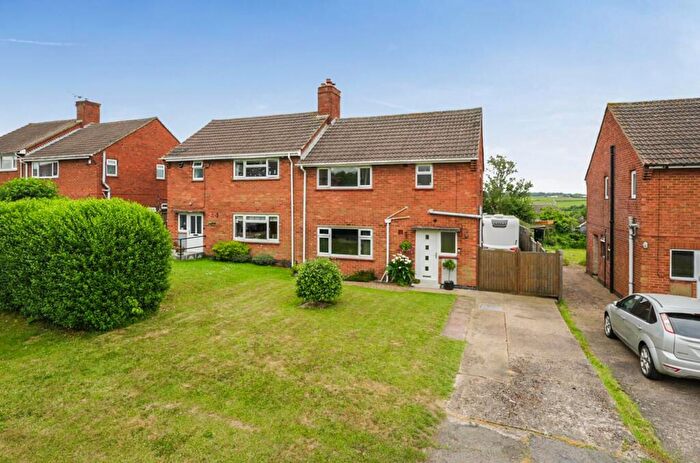 3 Bedroom Semi Detached House For Sale In Ashby Road, Braunston, Daventry, NN11