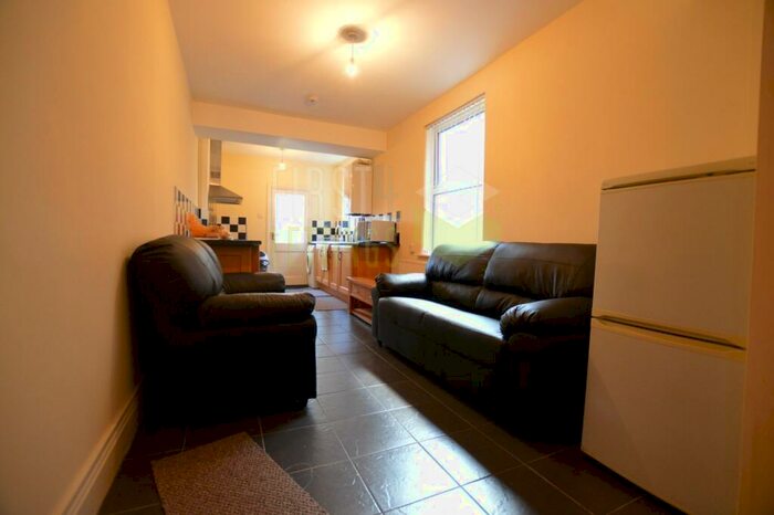 4 Bedroom Terraced House To Rent In Mayfield Road, Evington, LE2