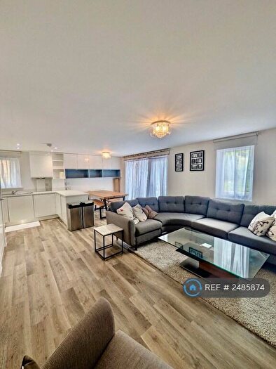 2 Bedroom Flat To Rent In Castle Hill Drive, Ebbsfleet Valley, Swanscombe, DA10