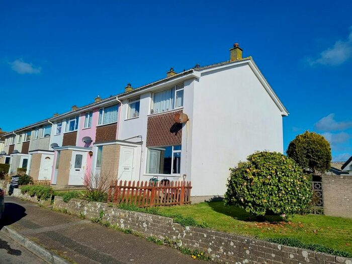 3 Bedroom Property To Rent In Trenethick Parc, Helston, TR13