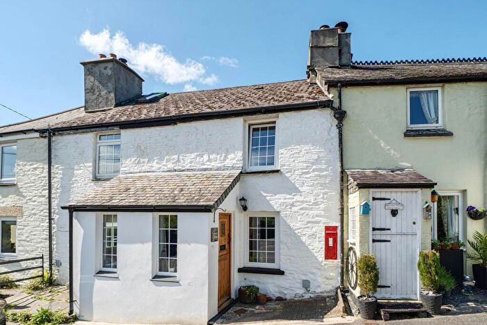 2 Bedroom House For Sale In Stoke Climsland, Callington, PL17
