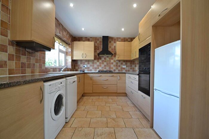 2 Bedroom Bungalow To Rent In Haglands Lane, Pulborough, RH20