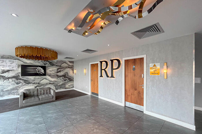 1 Bedroom Apartment To Rent In Regency Place, Parade, Birmingham, B1