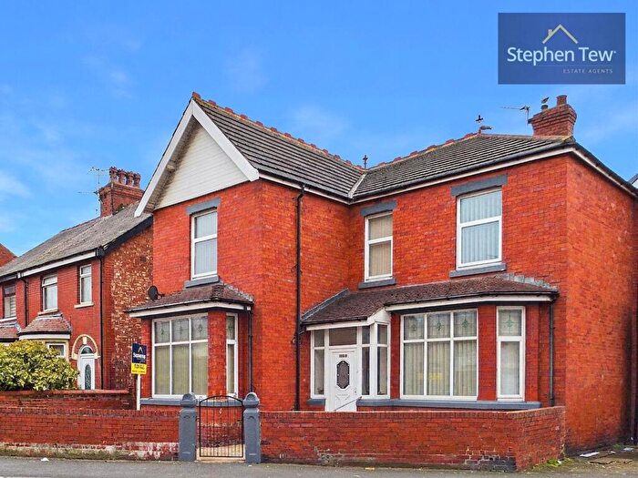 3 Bedroom Semi Detached House For Sale In Ansdell Road, Blackpool, FY1