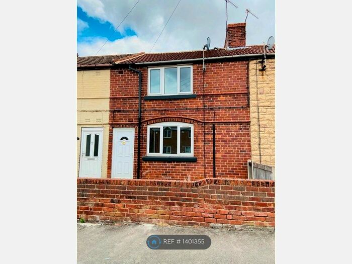 3 Bedroom Terraced House To Rent In Carlyle Road, Rotherham, S66