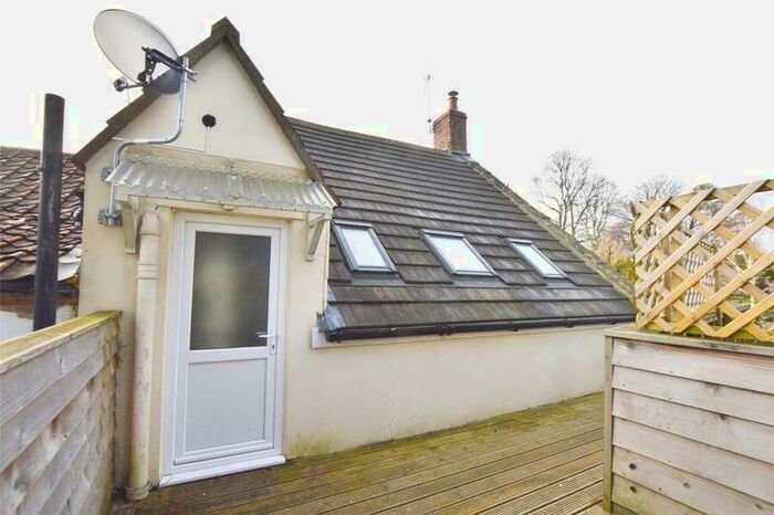 2 Bedroom Maisonette Flat To Rent In Church Street, Paulton, Bristol, BS39