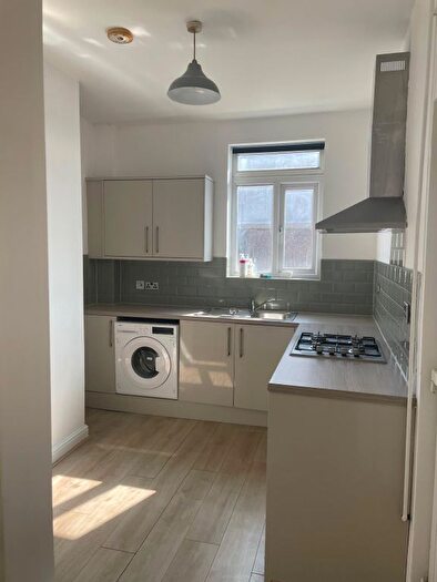 2 Bedroom Terraced House To Rent In Lidget Lane, Rotherham, S63