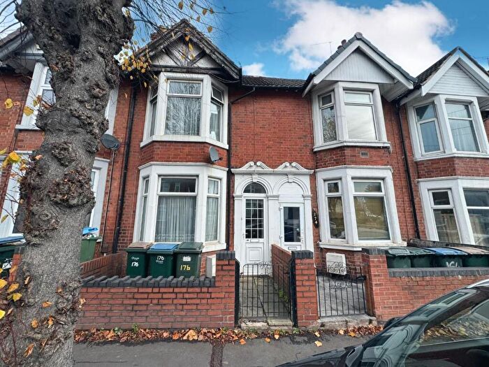 3 Bedroom Terraced House For Sale In Earlsdon Avenue North, Earsldon, Coventry - No Chain, CV5