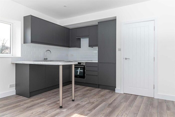 2 Bedroom Flat To Rent In London Street, Worthing, BN11