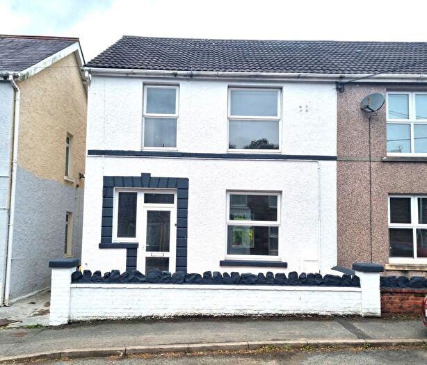 2 Bedroom Semi-detached House For Sale In Betws Road, Ammanford, SA18