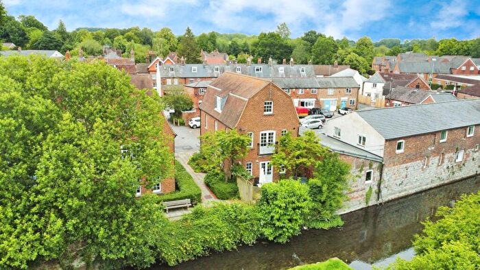 3 Bedroom Flat For Sale In London Road, Marlborough, SN8