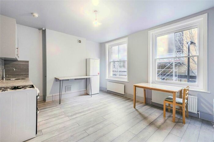 1 Bedroom Apartment To Rent In Scrutton Street, Shoreditch, London, EC2A