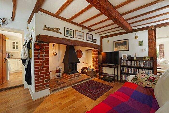 4 Bedroom Semi-Detached House For Sale In Post Office Cottage, Lees Court Road, Sheldwich, ME13