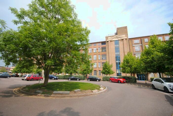 1 Bedroom Apartment To Rent In Durrant Court, Brook Street, Chelmsford, Essex, CM1