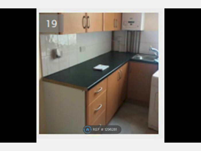 3 Bedroom Maisonette To Rent In Above 35 Talbot Road, Blackpool FY1