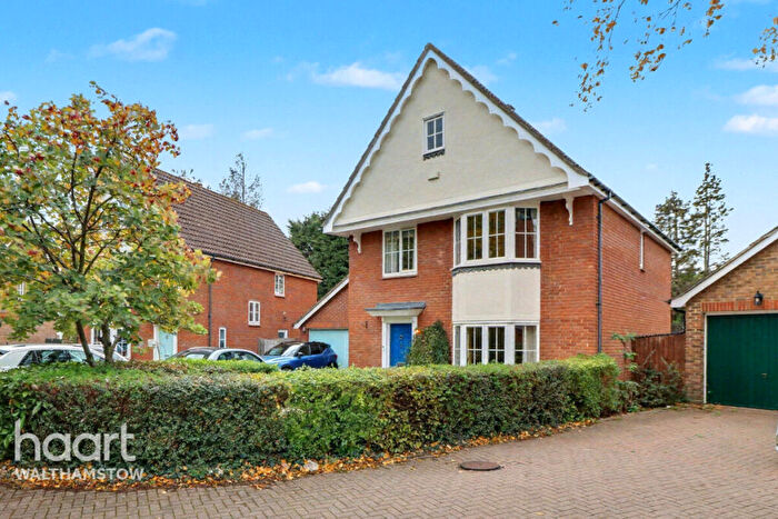 4 Bedroom Detached House For Sale In Crofton Grove, London, E4