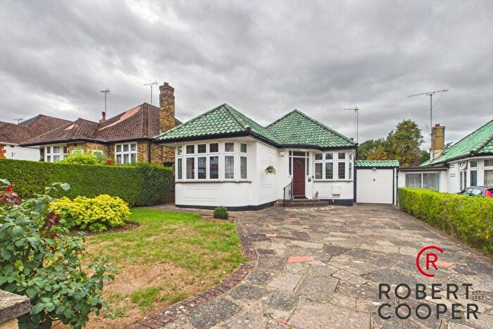 2 Bedroom Bungalow For Sale In Rodney Gardens, Eastcote Park Estate, Eastcote, HA5