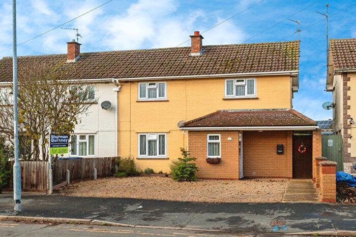 4 Bedroom Semi-Detached House For Sale In Crescent Road, Whittlesey, Peterborough, PE7