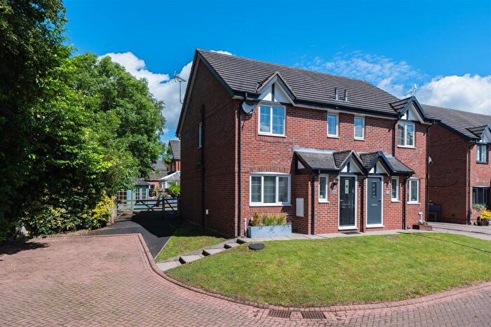 3 Bedroom Semi-Detached House For Sale In Old Chester Court, Barbridge, CW5
