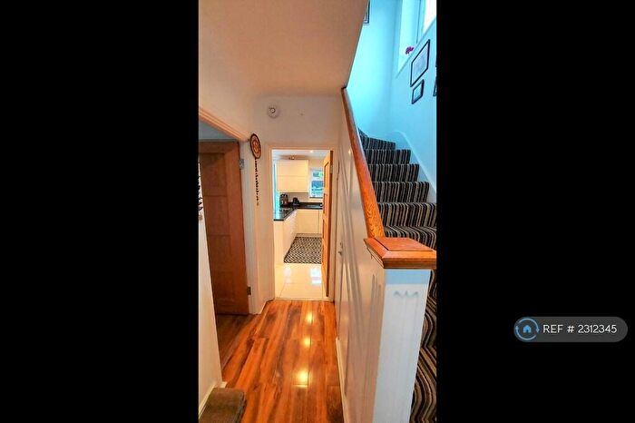 4 Bedroom Semi-Detached House To Rent In Cloonmore Avenue, Orpington, BR6