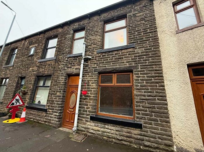 3 Bedroom Terraced House For Sale In Bacup Road, Todmorden, OL14