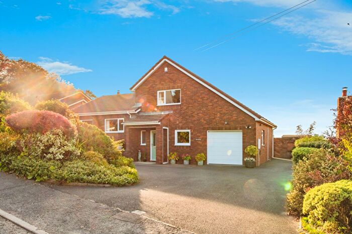 4 Bedroom Detached House For Sale In Alltycnap Road, Johnstown, Carmarthen, Carmarthenshire, SA31