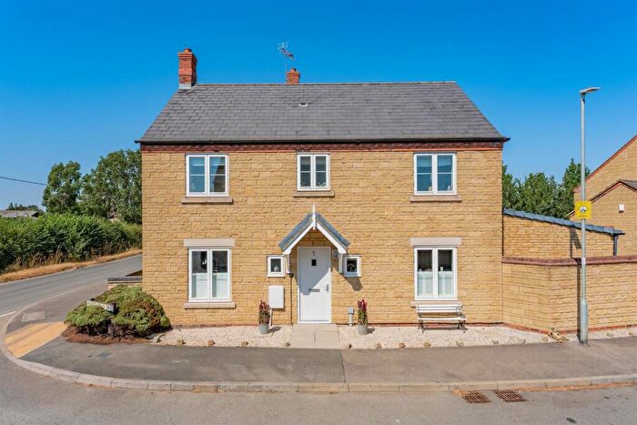 5 Bedroom Detached House For Sale In Hunts Field Drive, Gretton, NN17