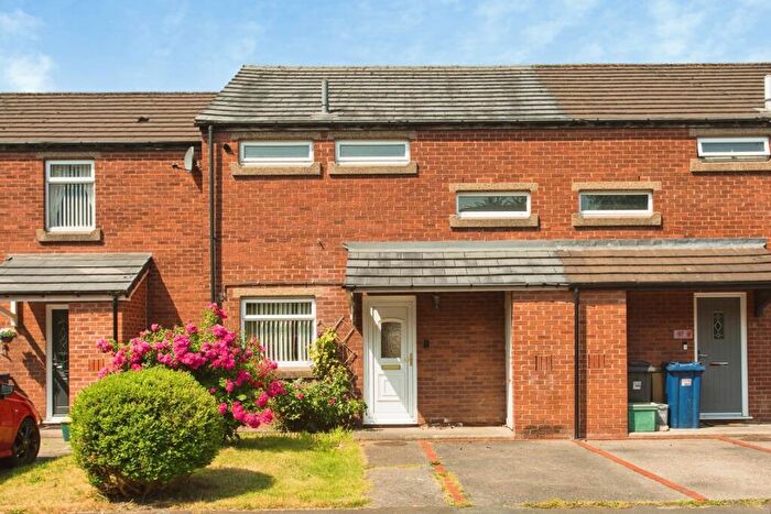 2 Bedroom Terraced House For Sale In Alder Close, Leyland, Lancashire, PR26