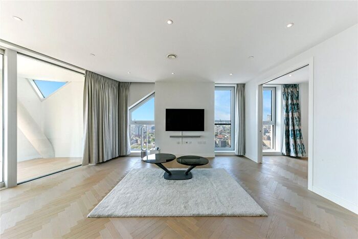 3 Bedroom Flat To Rent In Southwark Bridge Road, London, SE1
