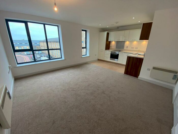 2 Bedroom Flat To Rent In Old Railway Quarter, SN2