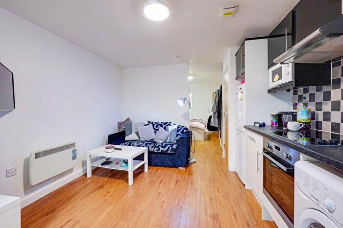 1 Bedroom Flat To Rent In Sturry Road, Canterbury, CT1