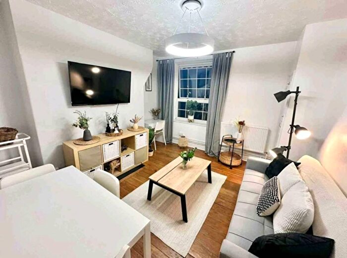 1 Bedroom Flat To Rent In Haddo Street, London, SE10