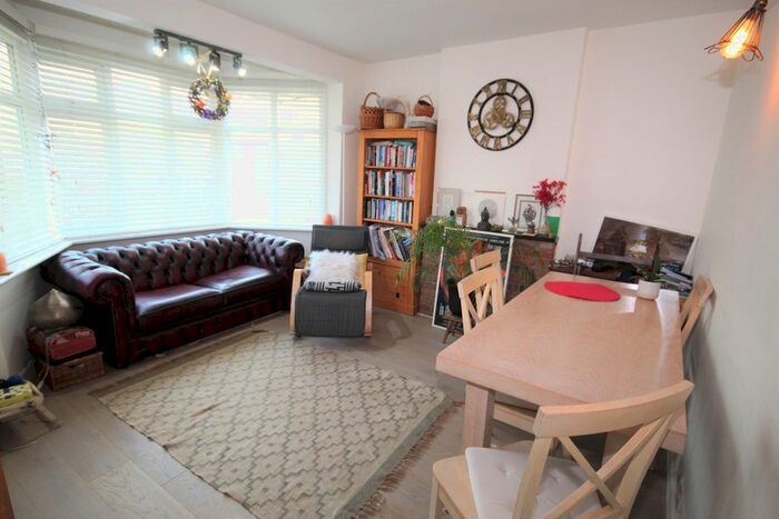 1 Bedroom Maisonette To Rent In Heather Park Drive, Wembley, Middlesex, HA0