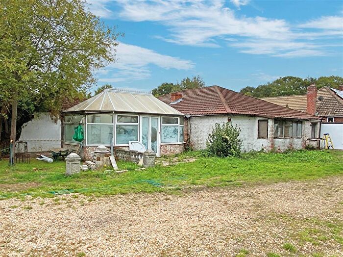 6 Bedroom Detached Bungalow For Sale In Nine Mile Ride, Finchampstead, Wokingham, RG40