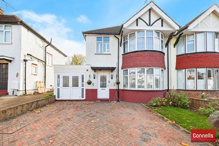 4 Bedroom Semi Detached House For Sale In Swiss Avenue, Watford, WD18