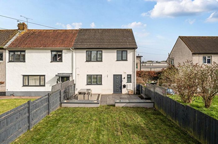 3 Bedroom End Terrace House For Sale In Exeter Road, Cullompton, Devon, EX15
