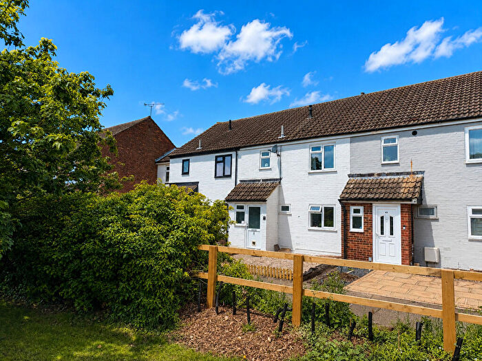 3 Bedroom Terraced House For Sale In Hillary Close, Heybridge, CM9