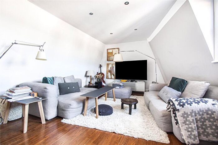 1 Bedroom Apartment To Rent In Elderfield Court, Elderfield Road, Hackney, London, E5