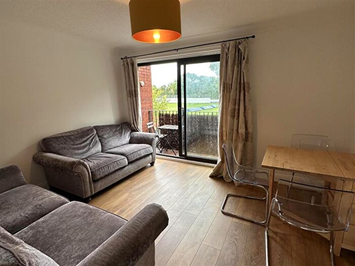 3 Bedroom Apartment To Rent In Pavillion Mews, Osborne Avenue, Jesmond, NE2