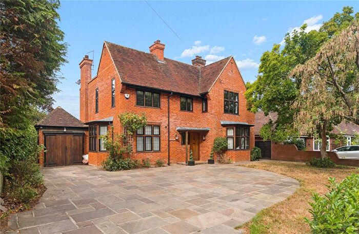 5 Bedroom Detached House For Sale In Heath Drive, Gidea Park, RM2