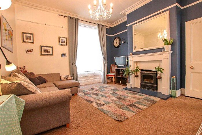 1 Bedroom Apartment To Rent In Coltbridge Avenue, Roseburn, Edinburgh, EH12
