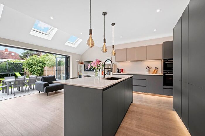 5 Bedroom Semi-detached House To Rent In Sidney Road, Walton-On-Thames, KT12