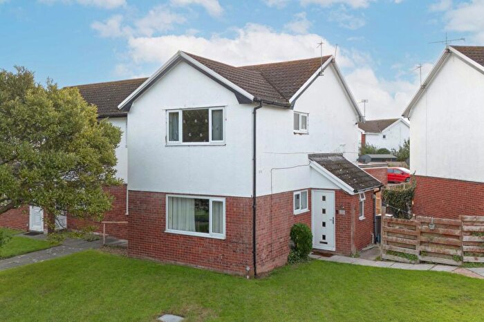 2 Bedroom Flat For Sale In Gomer Court, Abergele, LL22