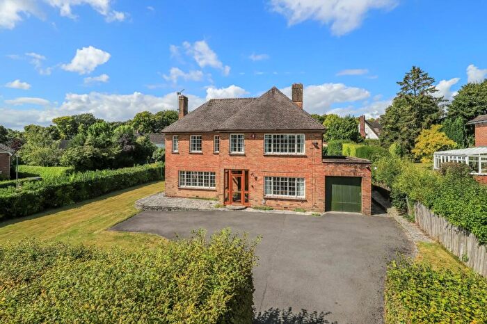 4 Bedroom Detached House For Sale In Old Blandford Road, Salisbury, Wiltshire, SP2