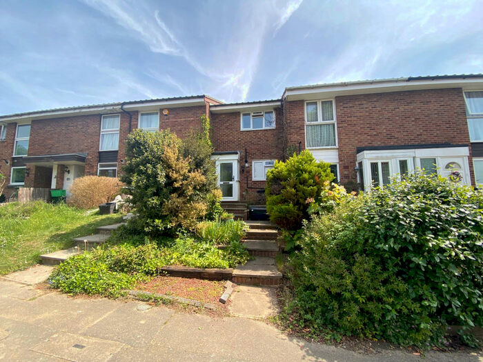 2 Bedroom Terraced House To Rent In Dyke Drive, Orpington, BR5