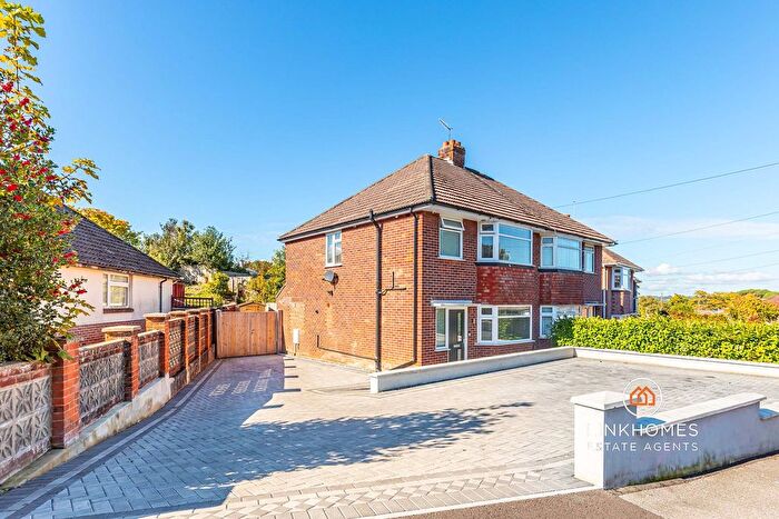 3 Bedroom Semi-detached House For Sale In Dale Road, Poole, Poole, BH15