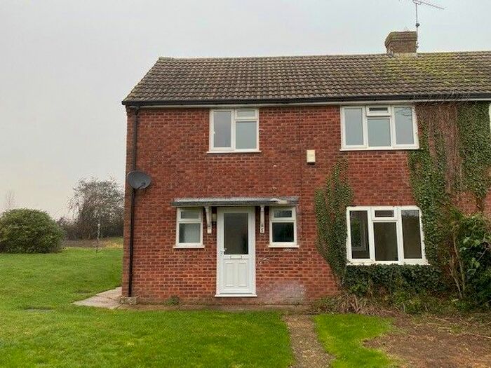 3 Bedroom Semi-Detached House To Rent In Ford Lane, South Warnborough, Hook RG29